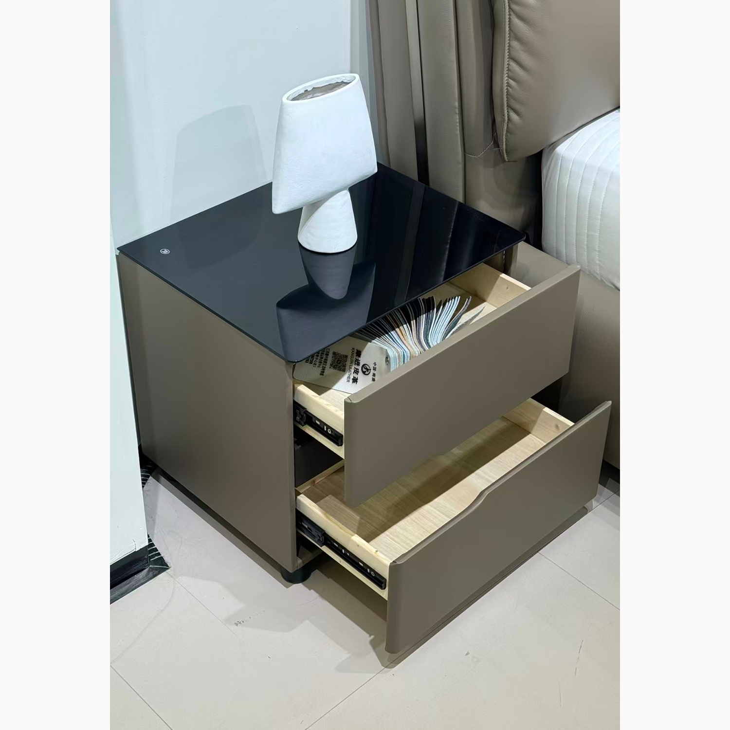 TNSSH12GR (2511) Nightstand Grey Tauno